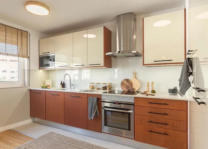 Karimata - 2 Bedrooms And Parking In Arroios Apartamento Lisboa
