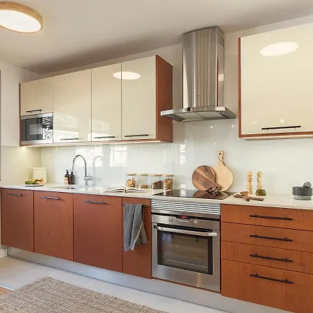 Karimata - 2 Bedrooms And Parking In Arroios 아파트 리스본