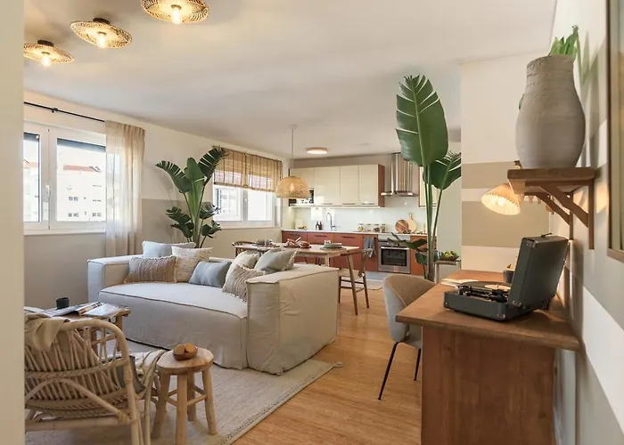 Karimata - 2 Bedrooms And Parking In Arroios Apartamento Lisboa