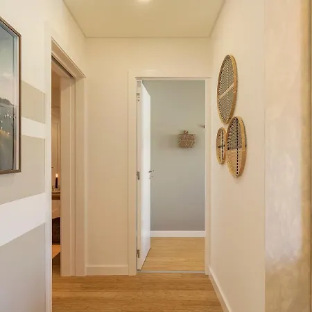 Karimata - 2 Bedrooms And Parking In Arroios